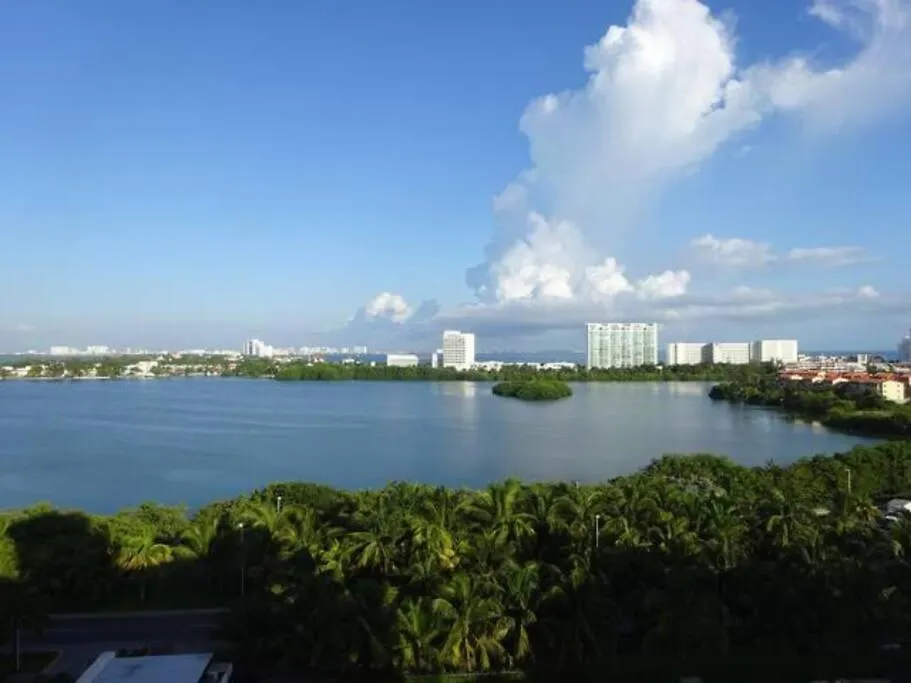 Caribbean Ocean View At The Hotel Zone Cancun