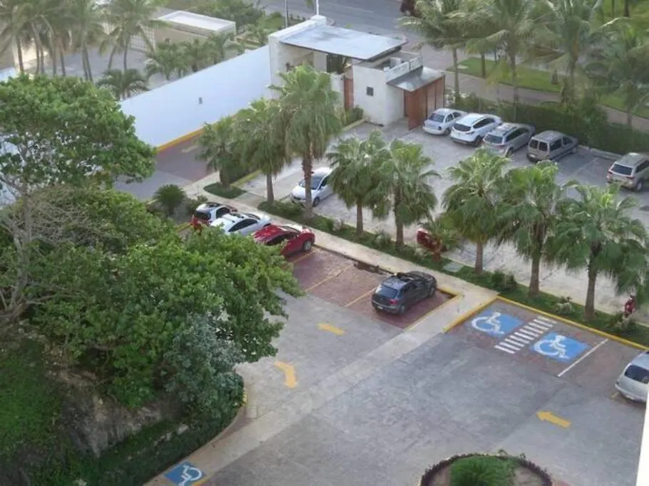 Caribbean Ocean View At The Hotel Zone Cancun