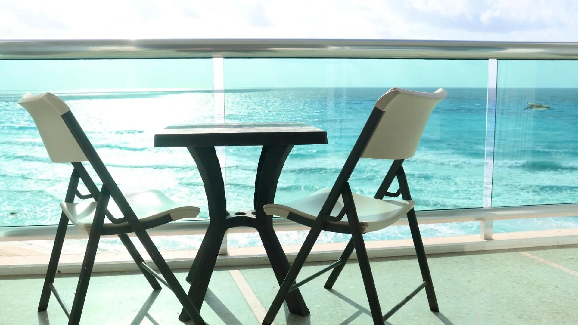 Caribbean Ocean View At The Hotel Zone Cancun