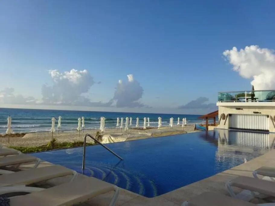 Caribbean Ocean View At The Hotel Zone Cancún Apartmán