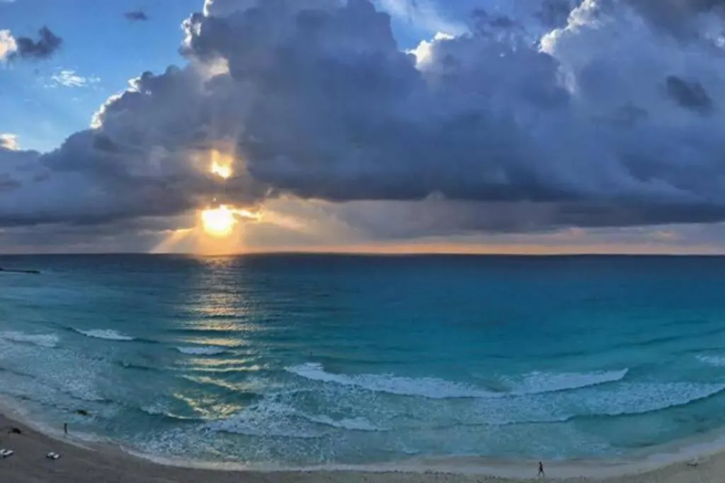 Caribbean Ocean View At The Hotel Zone Cancún Apartmán