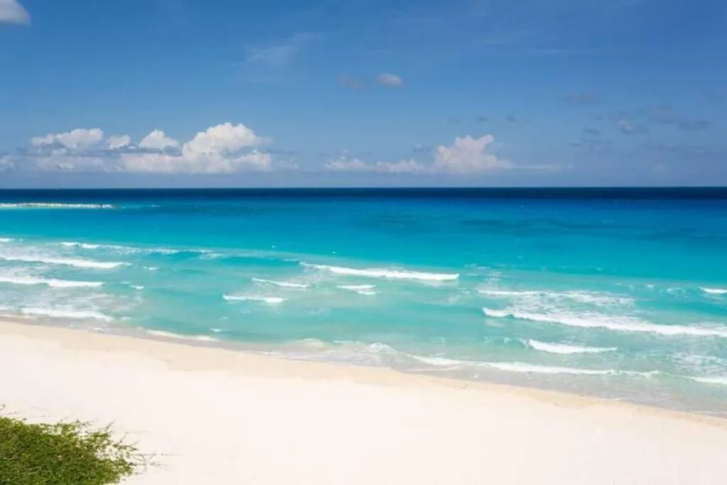 Caribbean Ocean View At The Hotel Zone Cancún