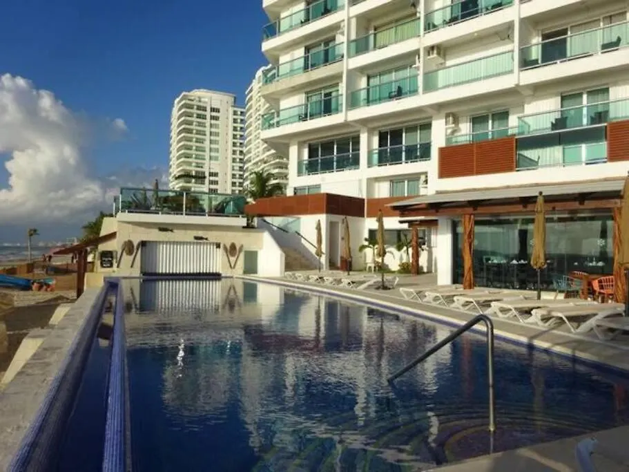 Caribbean Ocean View At The Hotel Zone Cancún Apartmán
